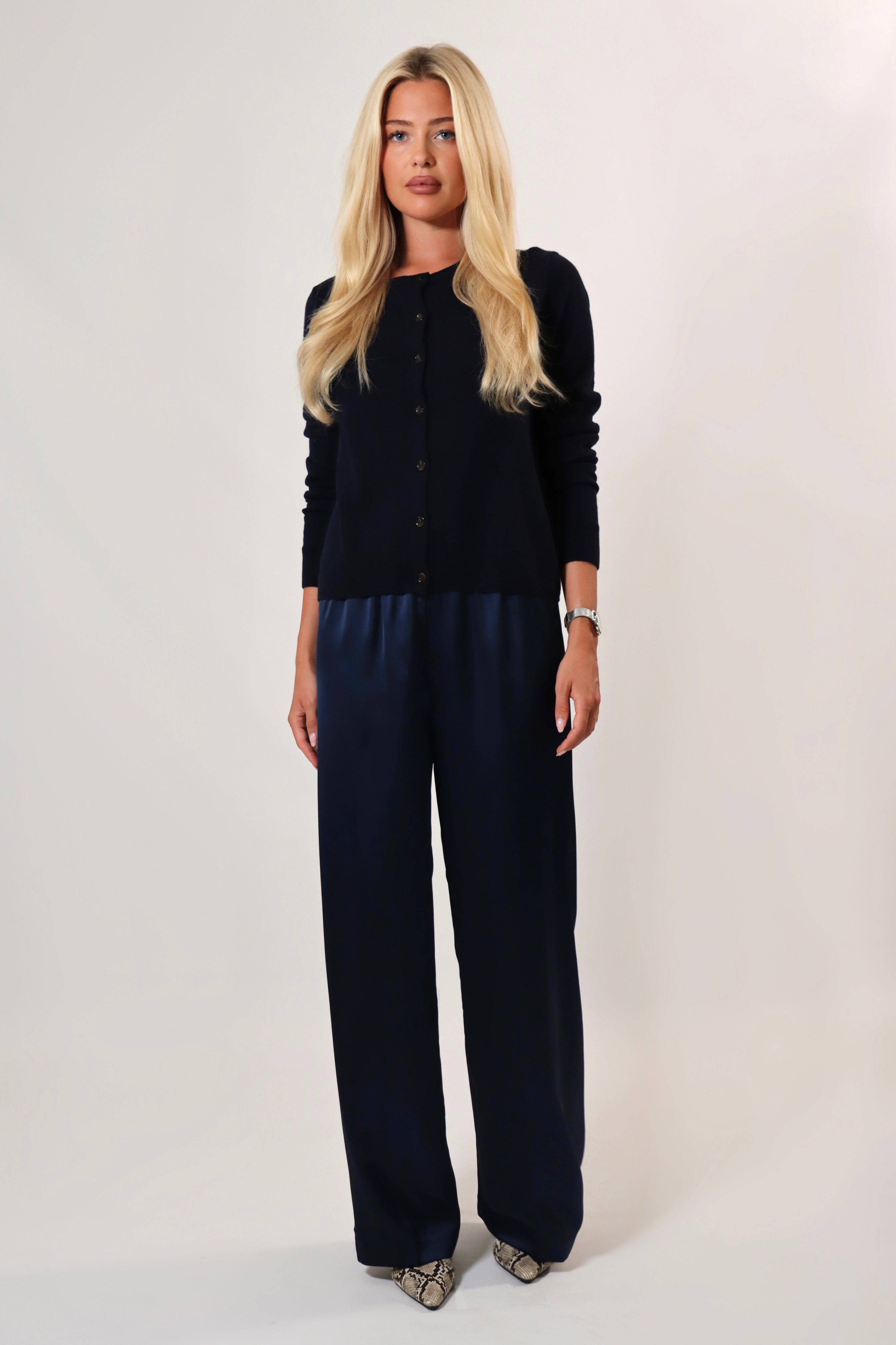 Navy satin pants with relaxed fit and mid-rise elastic waist – April Seven